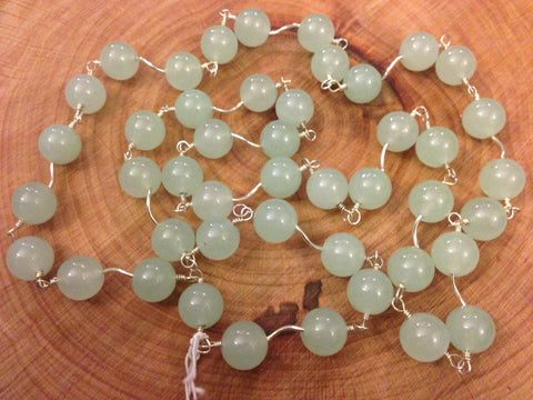 Aventurine beads (pale green) - 31"